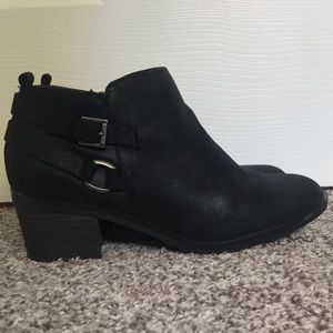 Women’s Heel Booties (Size: 7.5)